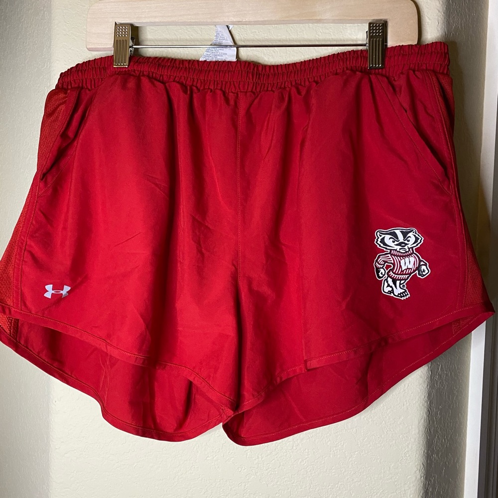 Wisconsin Badgers Under Armour shorts